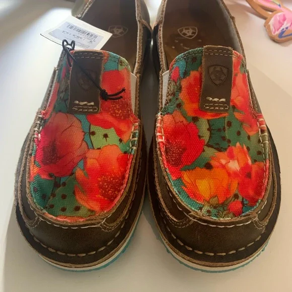 Ariat Women's Floral Moccasins - Red and Green - Picture 1 of 6
